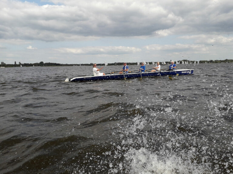 Read more about the article Coastal rowing in een Yole de mer